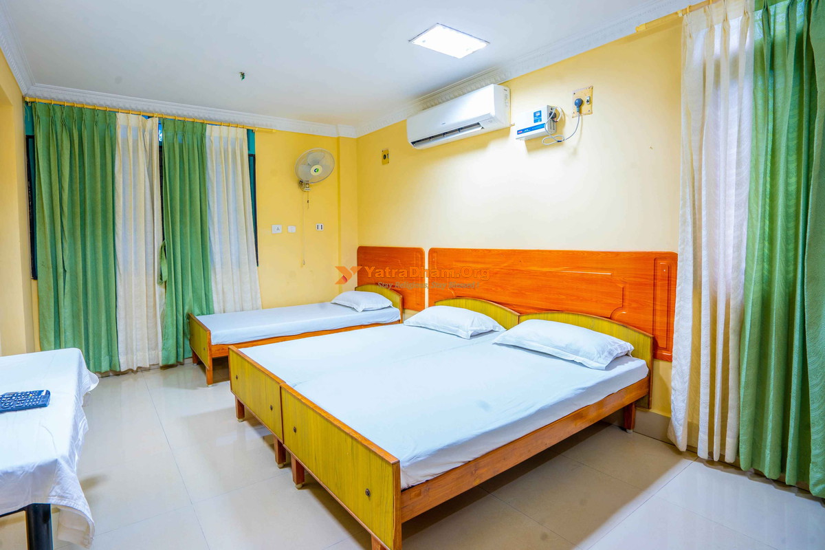 Hotel Tamil Nadu Tiruvannamalai 3 Bed Room View