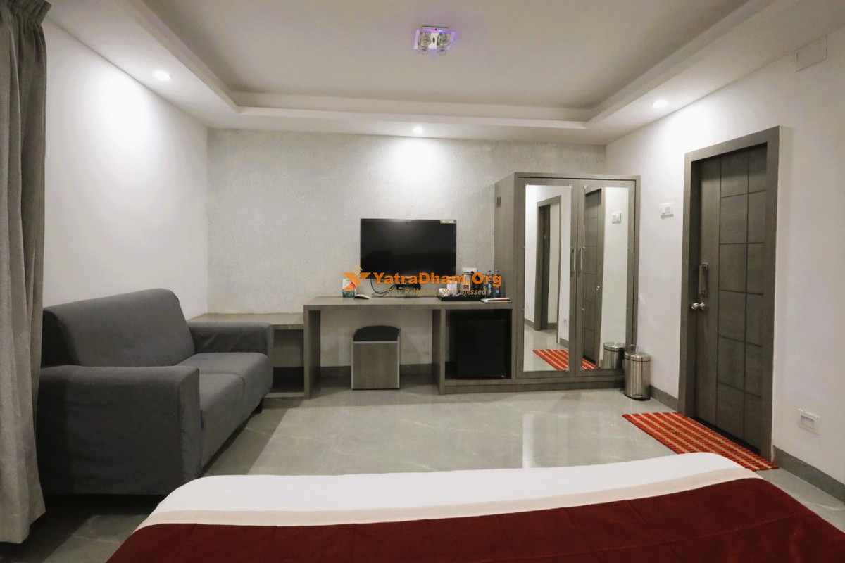 Hotel Tamil Nadu (Unit - 1) (TTDC) - Ooty 2 Bed Suite Room View