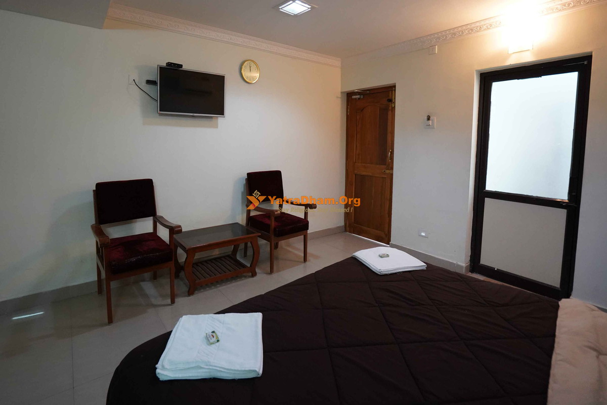 Hotel Tamil Nadu Tiruchendur 2 Bed Cottage AC Room View