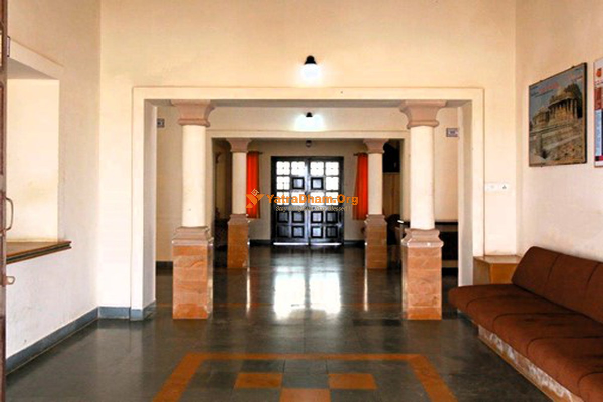 Narayan Sarovar (Kutch) Hotel Toran - Gujarat Tourism Lobby