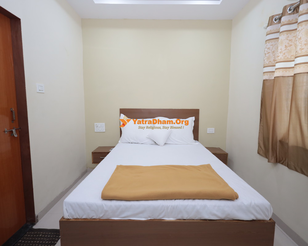 Vishwa Heritage 2 Bed AC Room