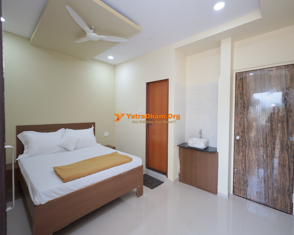 Vishwa Heritage 2 Bed AC Room