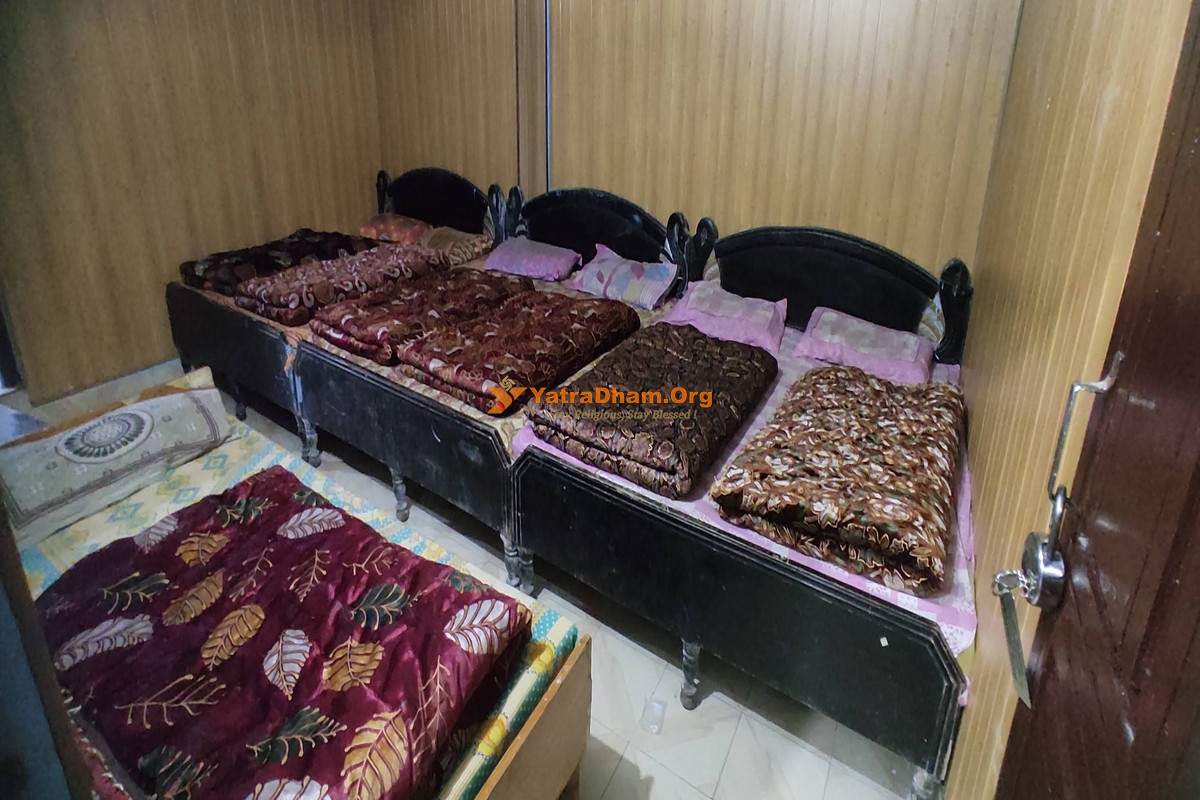 Hotel Behl Ashram Kedarnath 7 Bed Room