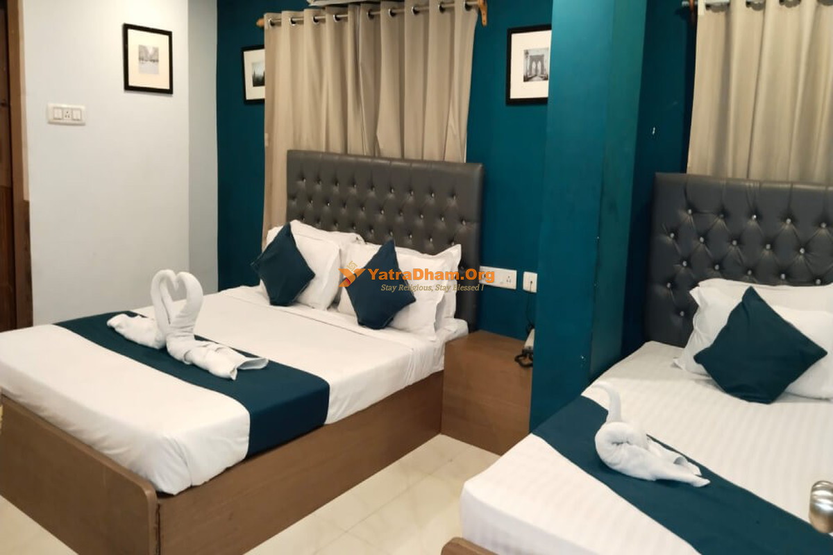 Hotel Royal Crowne - Kolkata 3 Bed Room View