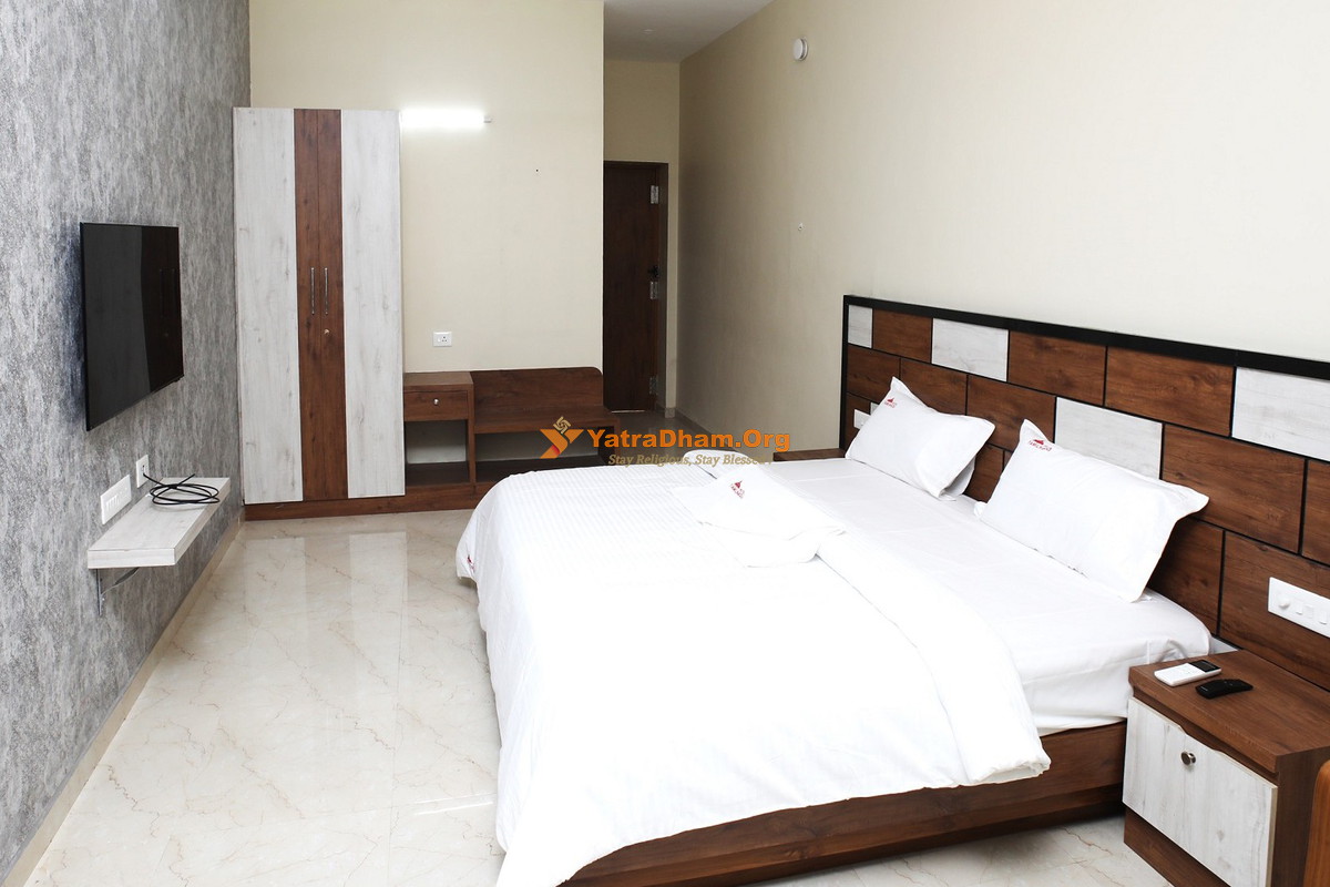 Hotel Tamil Nadu Tirunelveli 2 Bed Executive AC Room View
