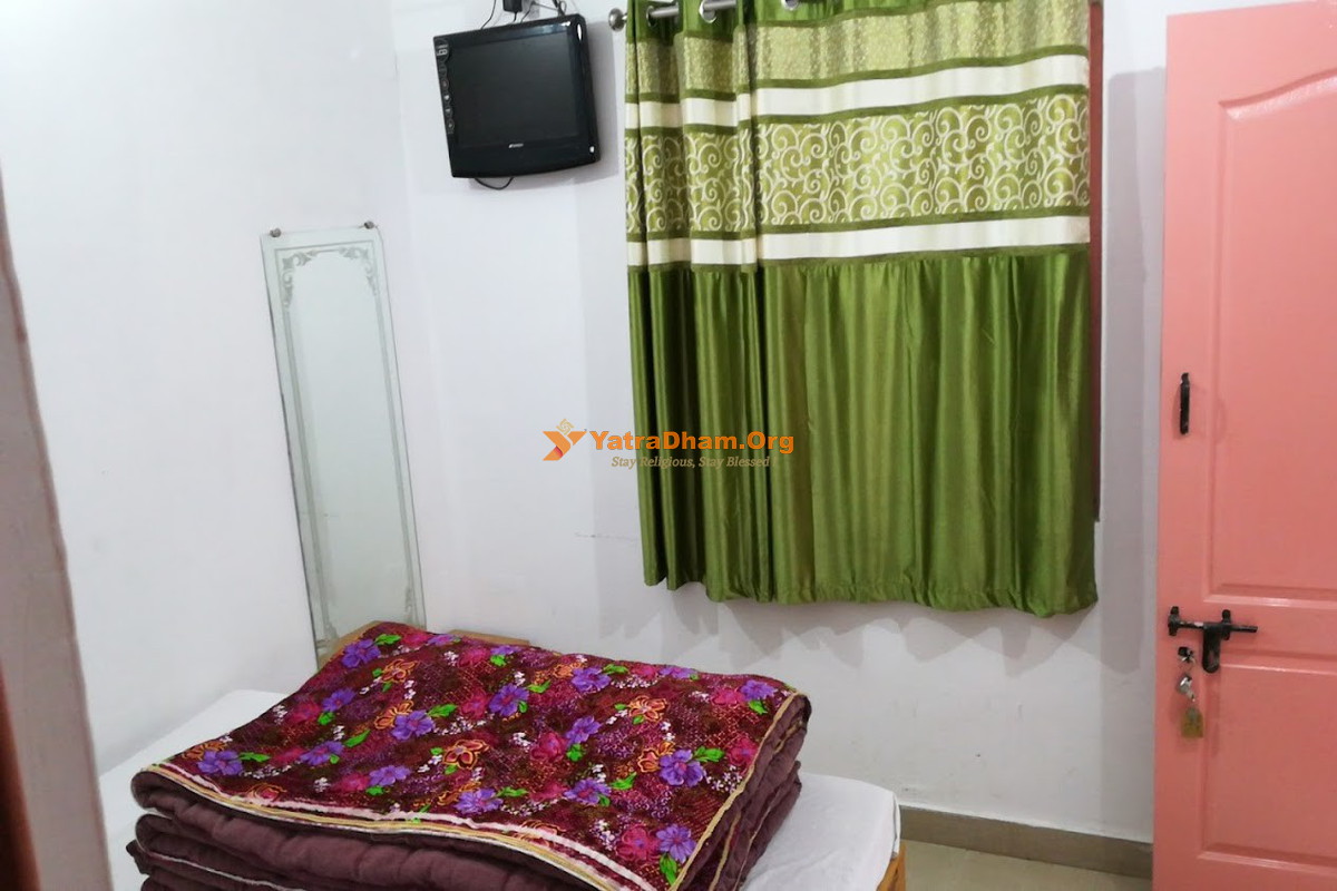 Hotel Nimantran Phata Kedarnath 2 Bed Room