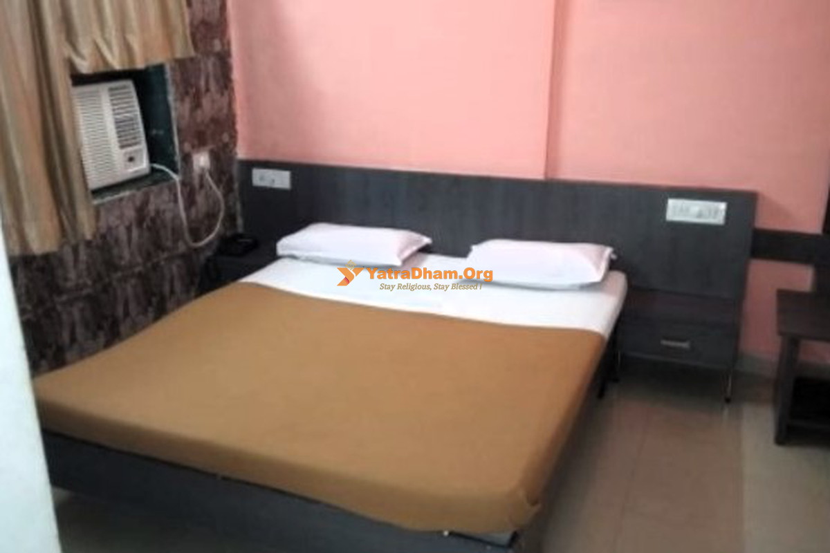 Hotel Anand Inn Veraval 2 Bed Room View