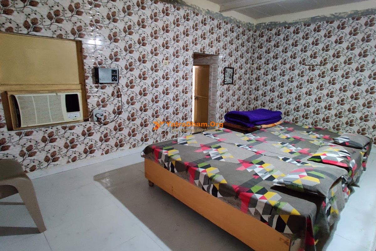 Balkrishna Bhawan Jatipura 3 Bed Room