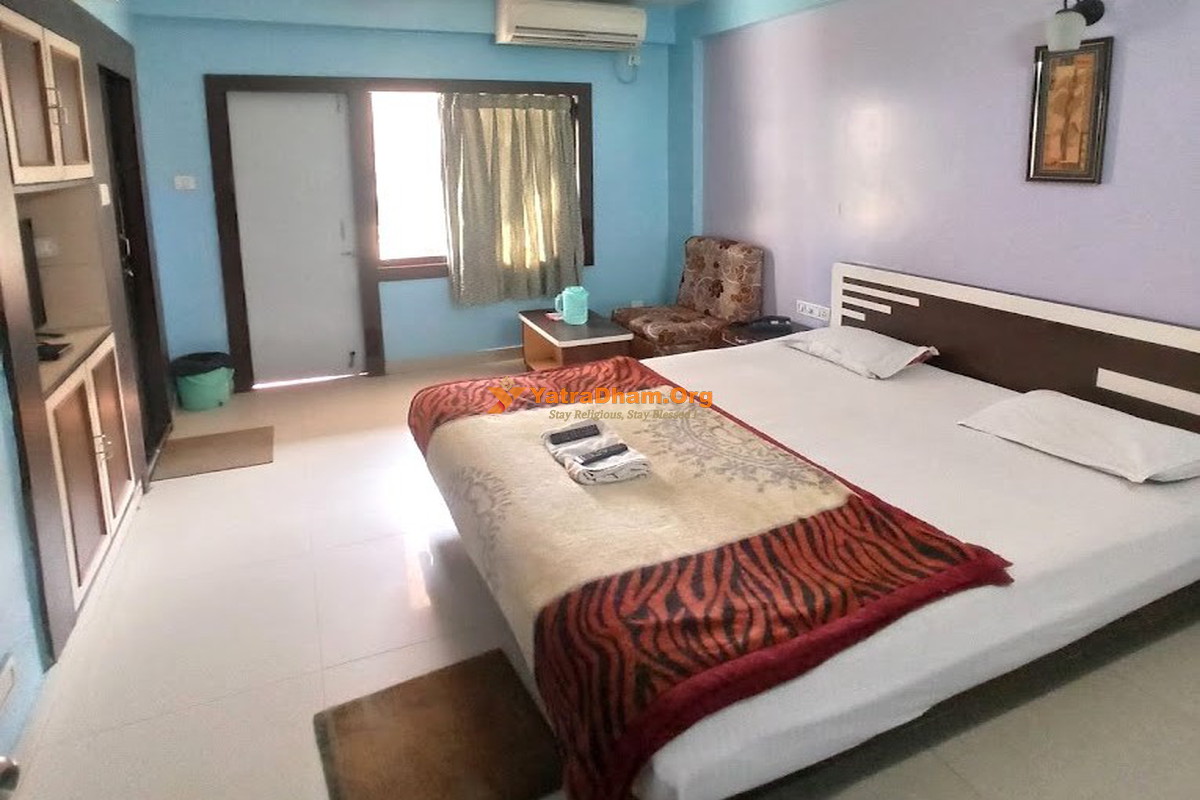 Reba Beach Resort Puri 2 Bed Room