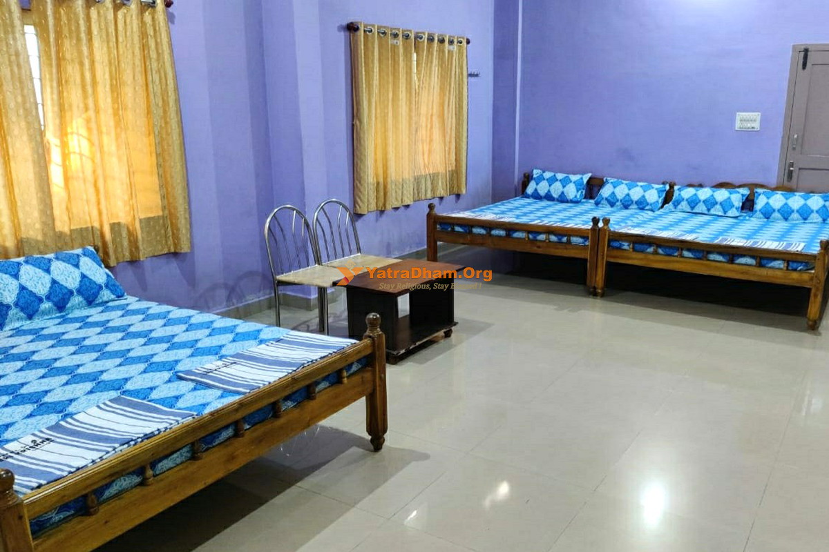 Sringeri Hotel Shree Krishna Lodge 6 Bed Room View