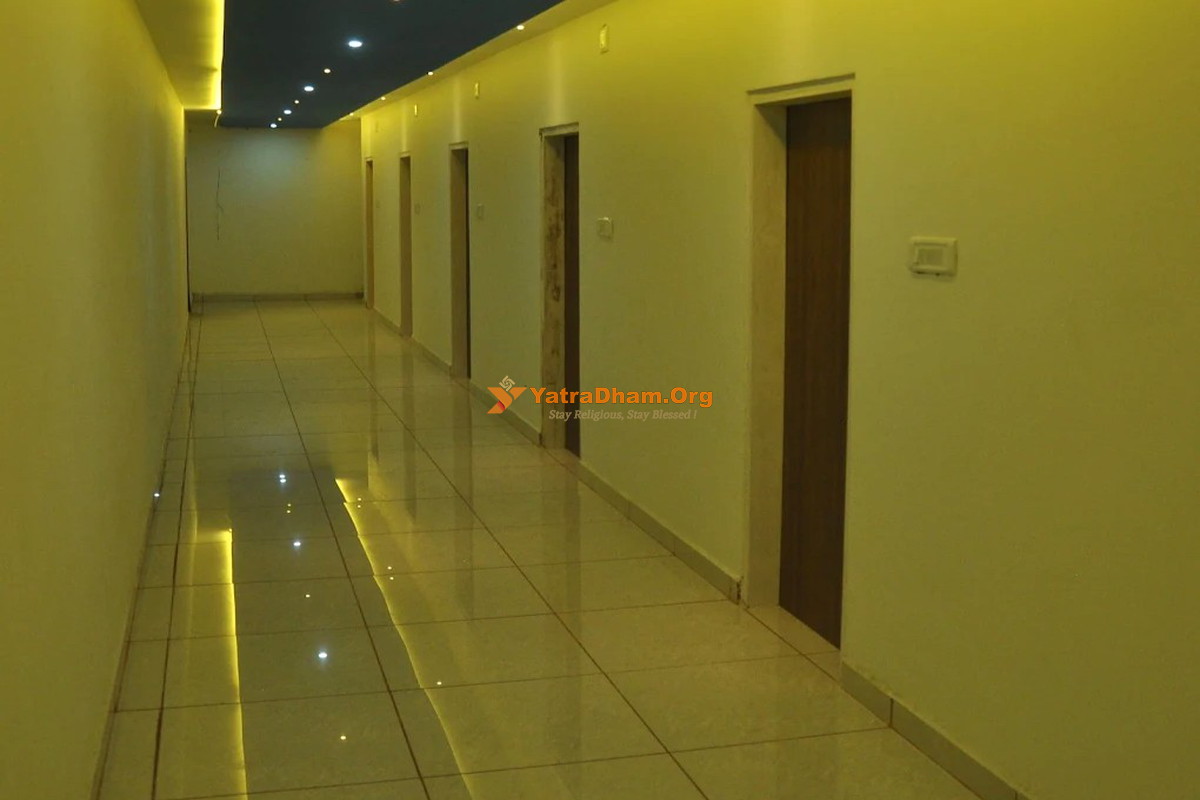 Hotel Vinayak Chotila Room