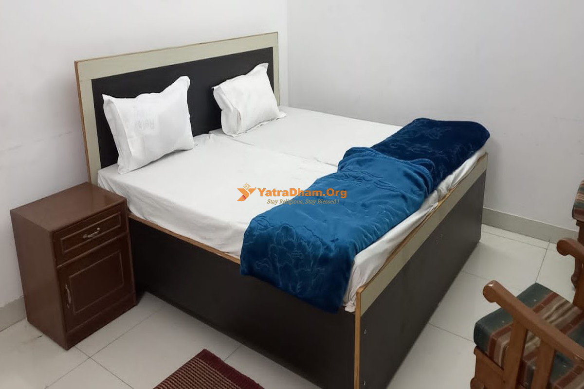 Shiv Sadan Ashram Haridwar 2 Bed Room