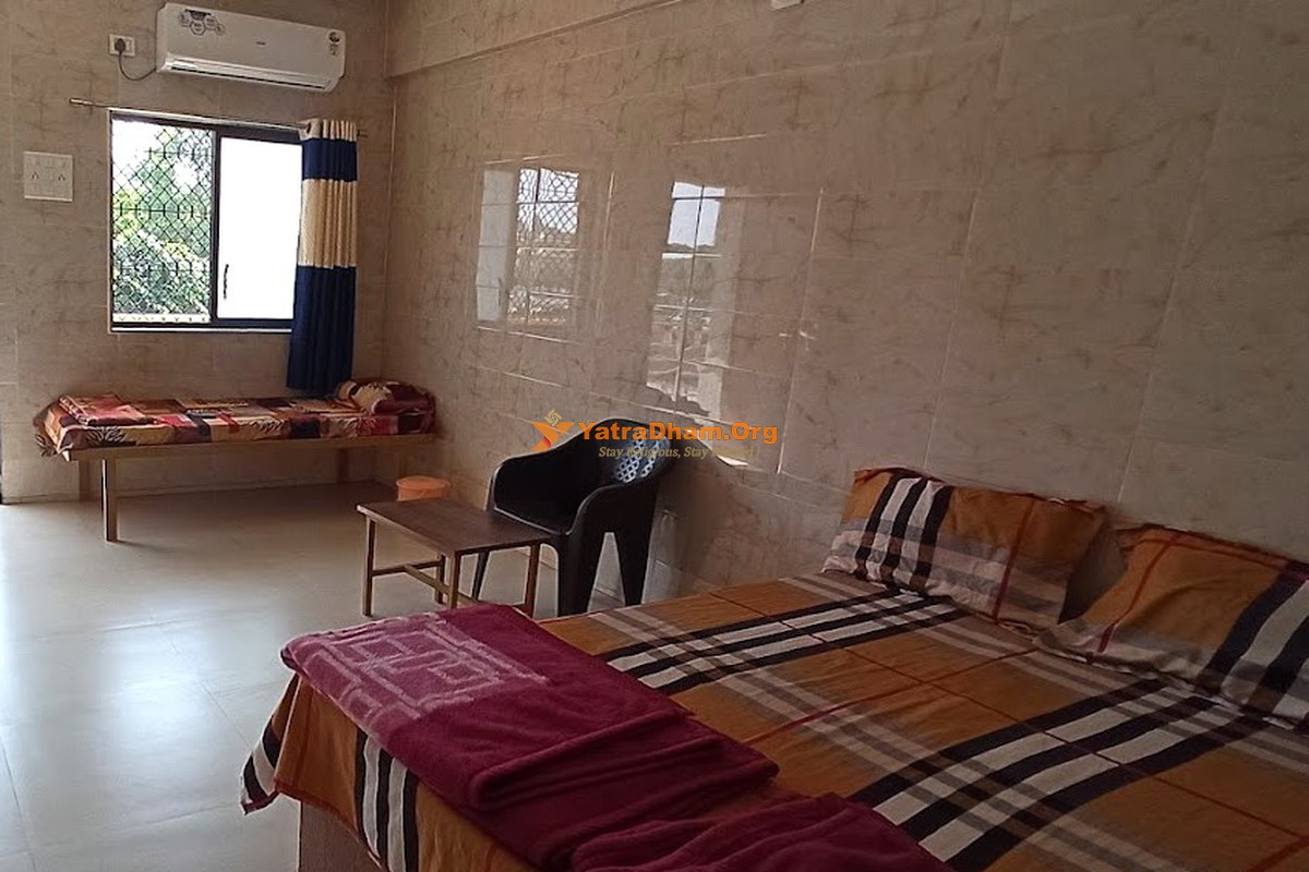 Navgrah Yatri Niwas Chotila 3 Bed Room