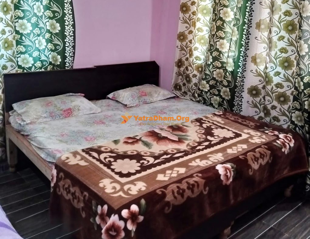 Shri Laxmi Narayan Yatri Vishram Gruh Trijuginarayan 2 Bed Non AC Room