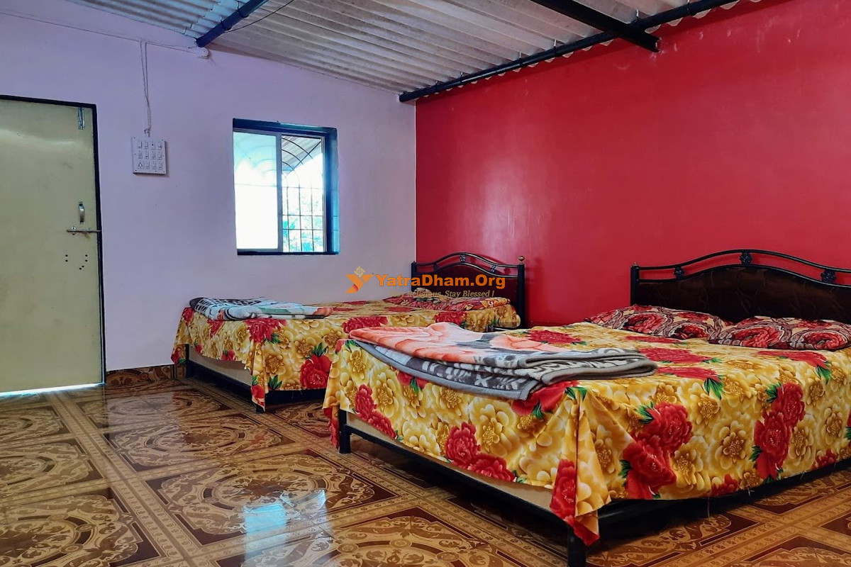 Bhimashankar Hotel Shiv Amrut 4 Bed Room 