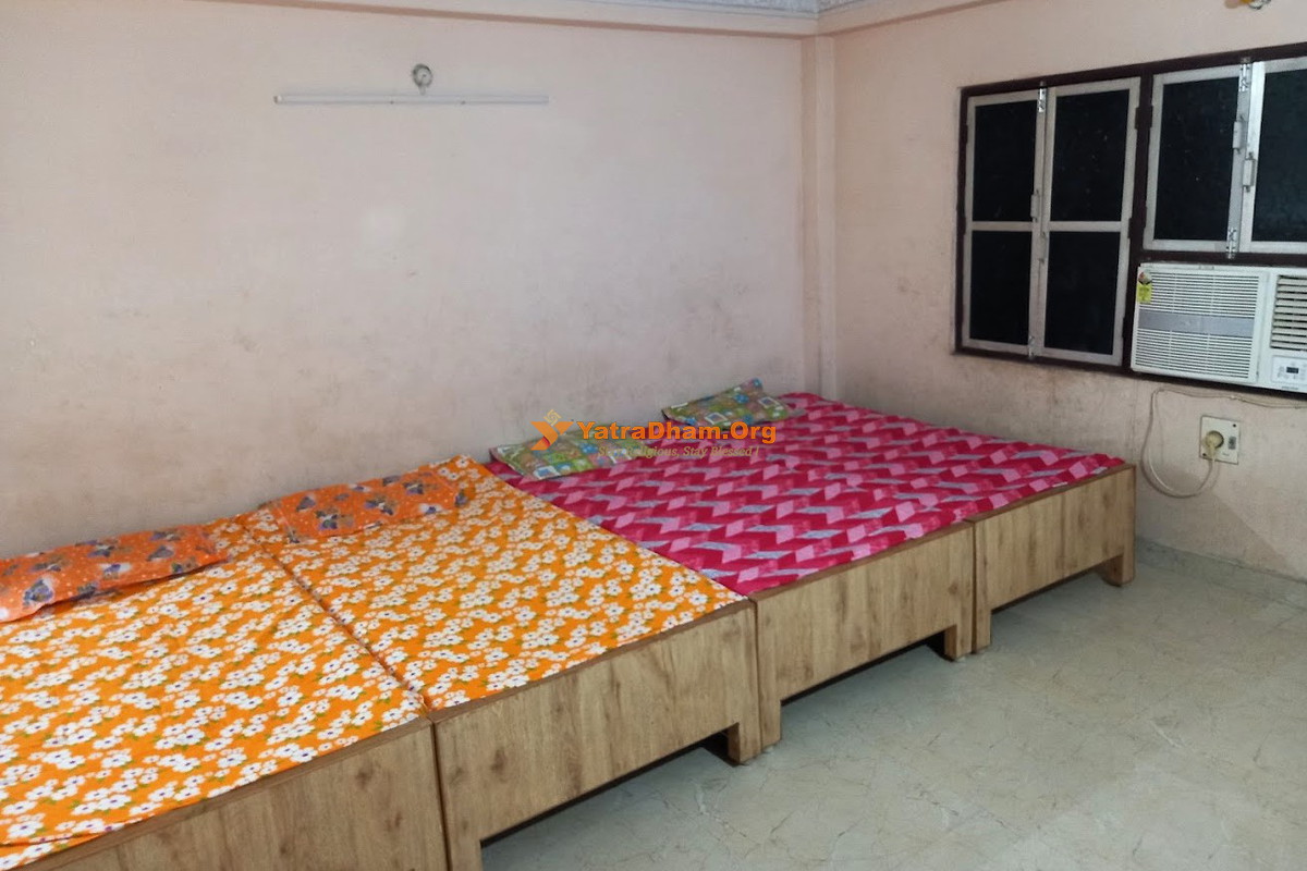 Sri Sai Satram Varanasi 2 Bed Room