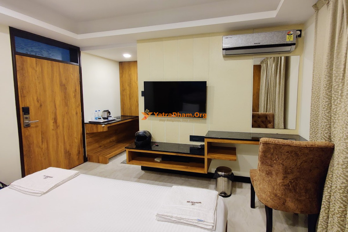 Meenakshi Inn Udupi Room