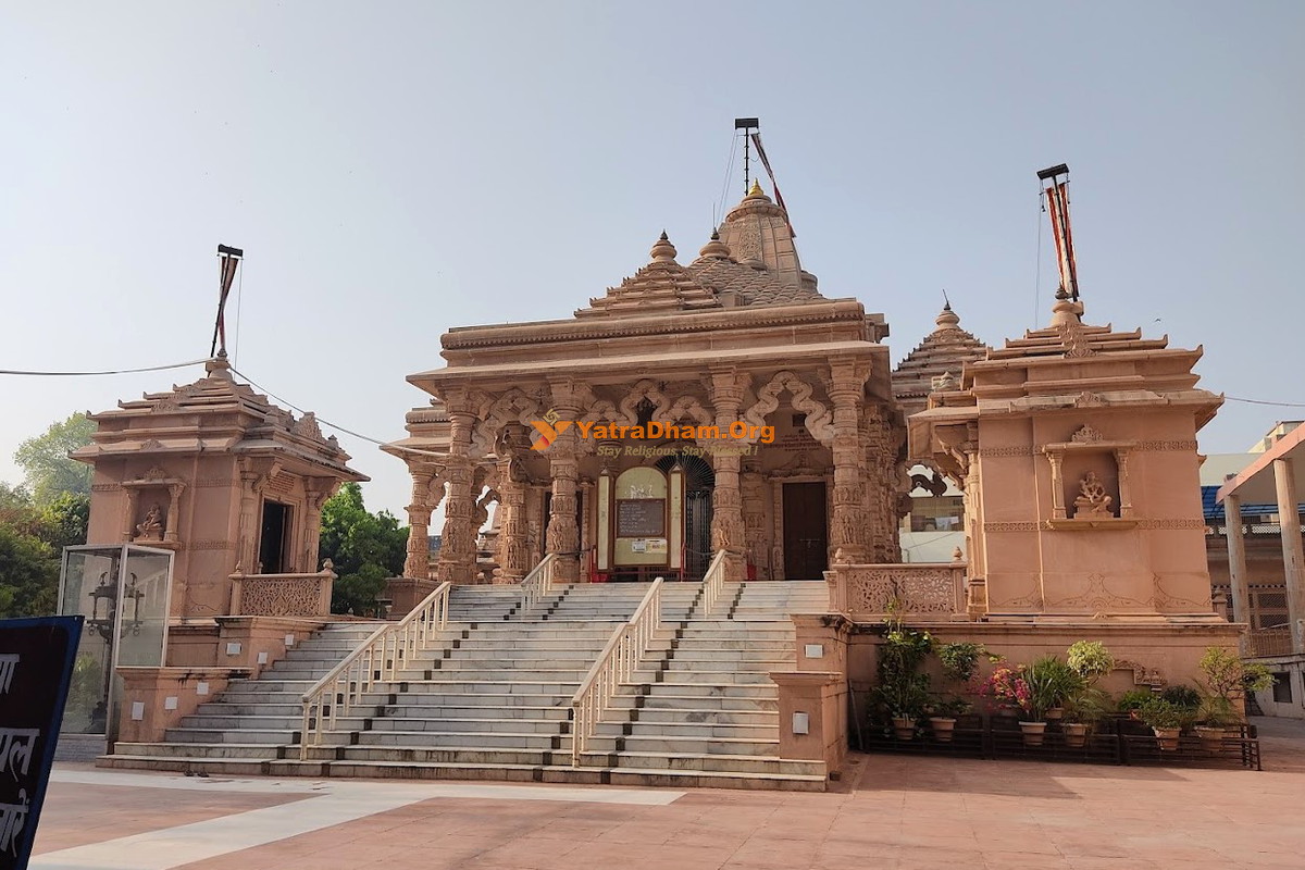Shri Jain Shwetamber Tirth Society Varanasi Lobby