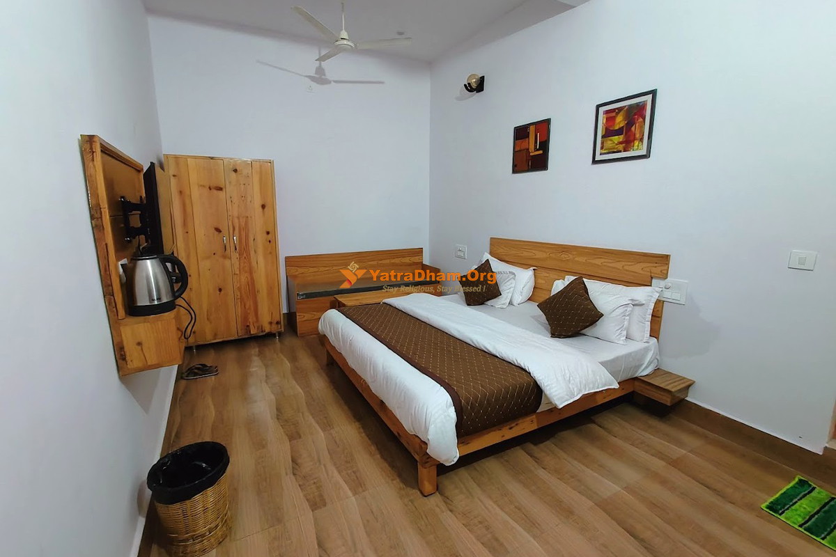 Hotel Shri Vikram Resort Barkot (Yamunotri) 2 Bed Room