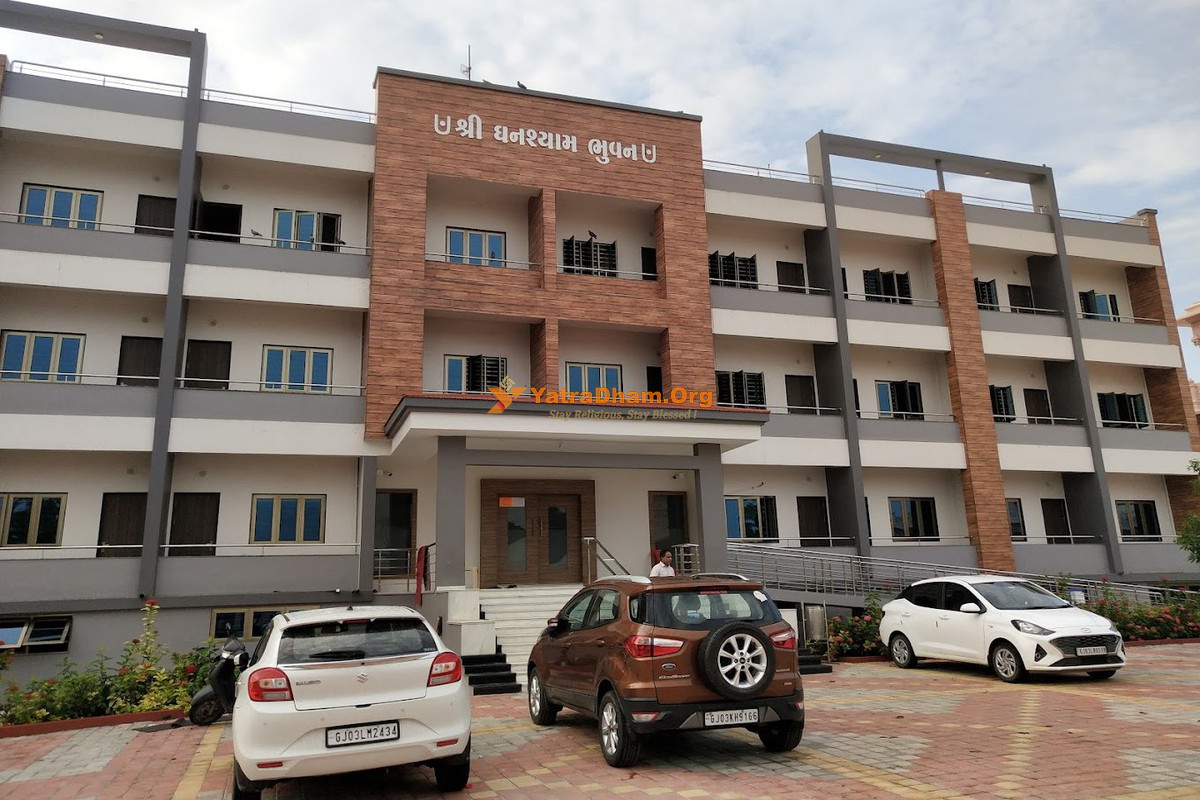 Shree Swaminarayan Dharamshala Anjar Building