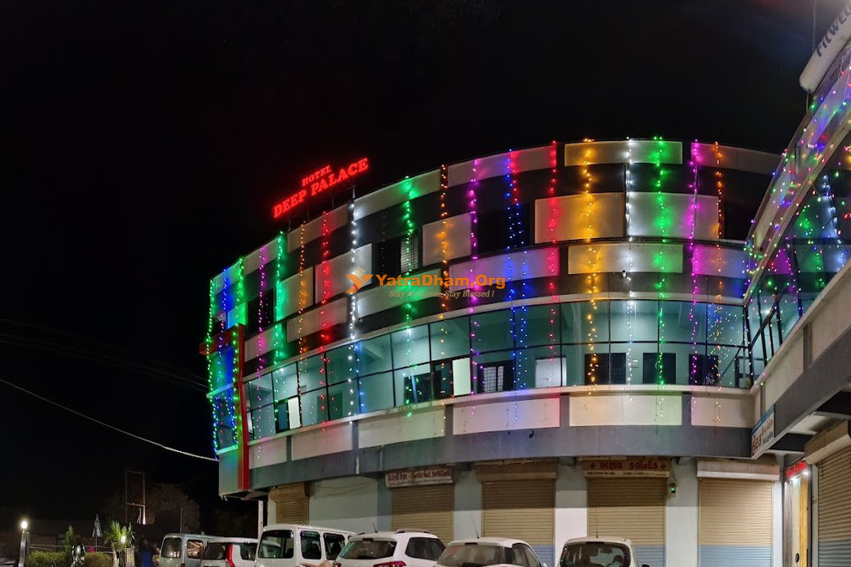 Hotel Deep Palace And Guest House Bagdana Building
