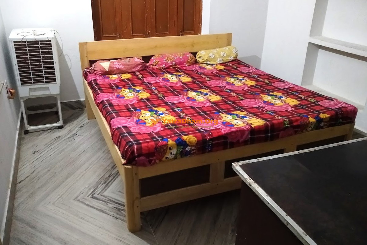 Usha Bhawan Deoghar Room View