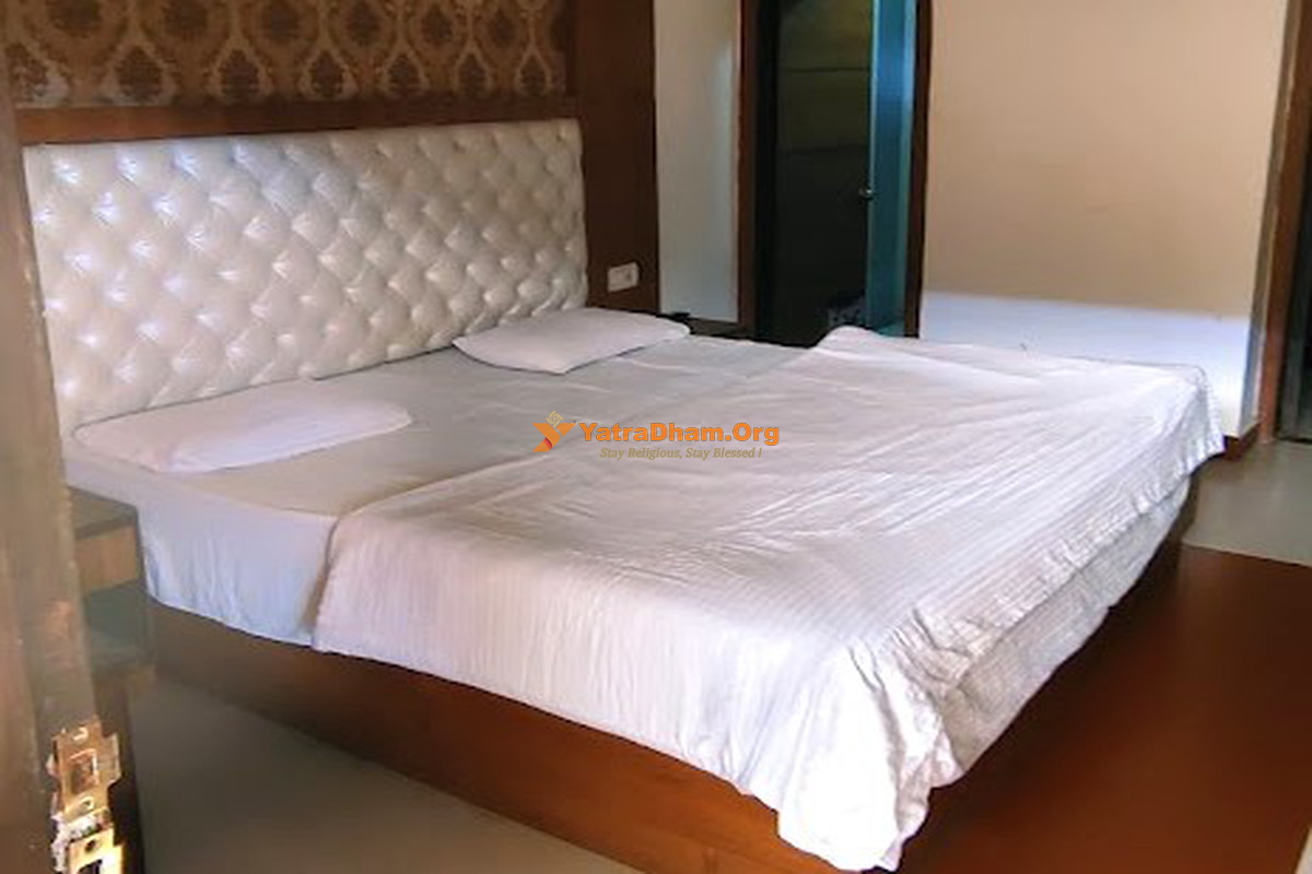 Hotel GP Grand Dehradun 2 Bed Room