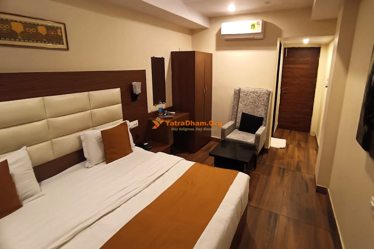 Hotel Blue Ark Lucknow 2 Bed Room
