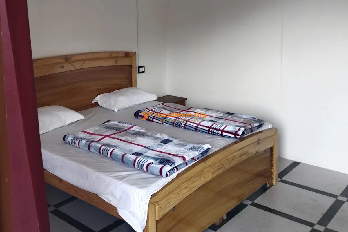 Karan Palace Hotel Barkot 2 Bed Room