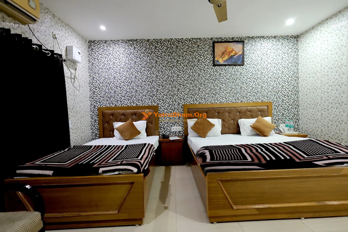 Hotel Sharma Pariwar Haridwar Room