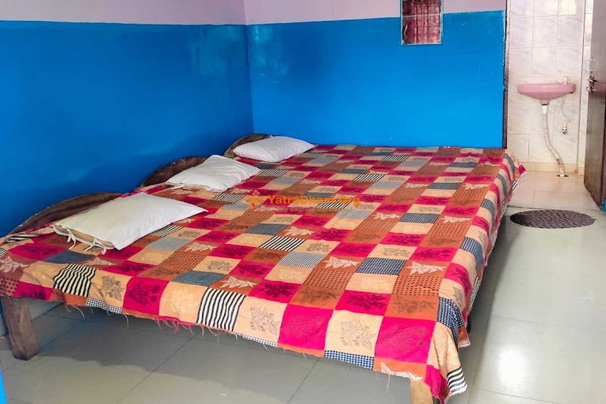 Veena Ashram Deoghar Room