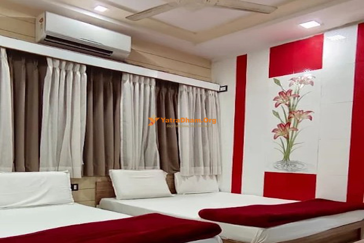 Hotel Madhav Virpur 3 Bed AC Room
