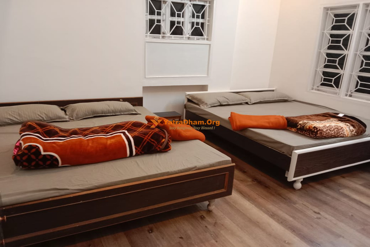 Aditya Ashram Sewa Samiti Varanasi 4 Bed Room
