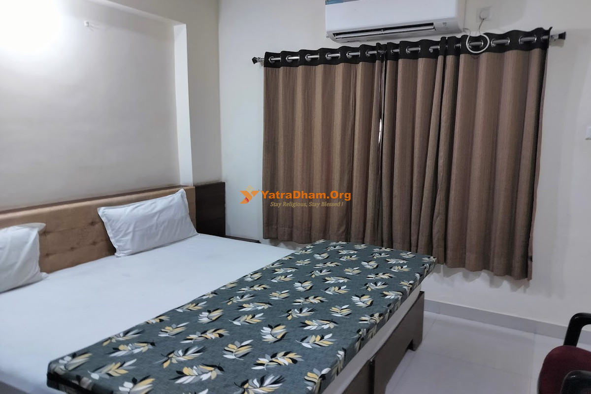 Mangalam Yatrik Bhavan Junagadh 2 Bed Room