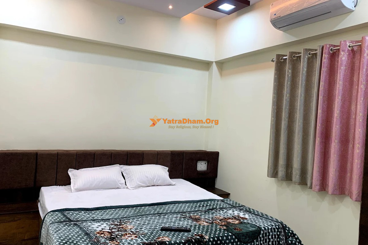 Brajdham Home Stay Ujjain 2 Bed Room View