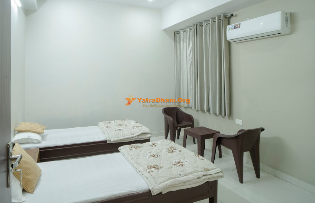 Aksh Shankara Varanasi 3 BHK AC Premium Flat