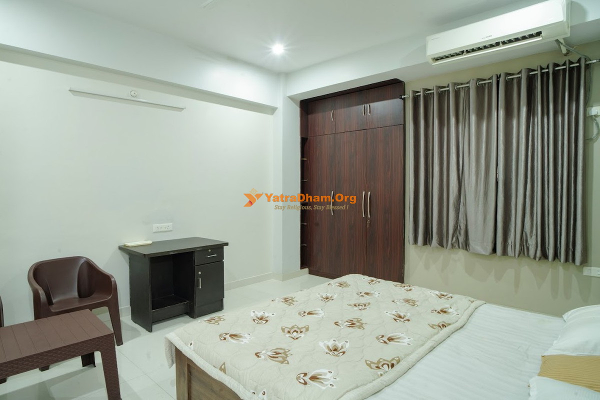Aksh Shankara Varanasi 3 BHK AC Premium Flat