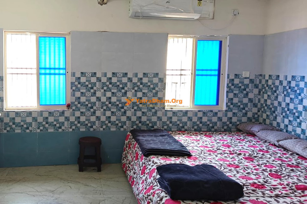 Shree Sai Lodge Puri Room