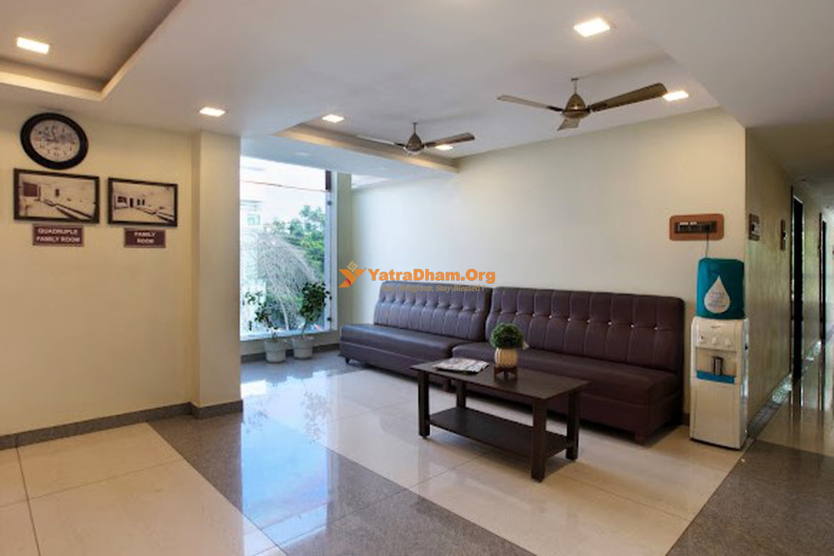 Sai Lodge Tiruchirappalli Seating