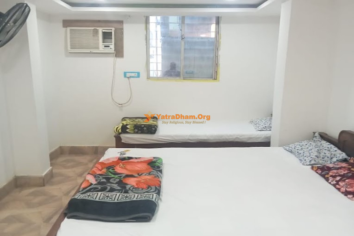 Maa Durga Ashram Deoghar Room