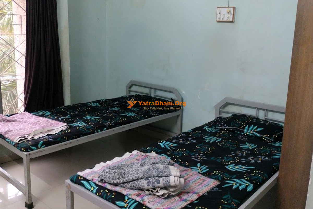 Shri Shaneshwar Devasthan Trust Bhakta Niwas - Shani Shingnapur  Room  View 