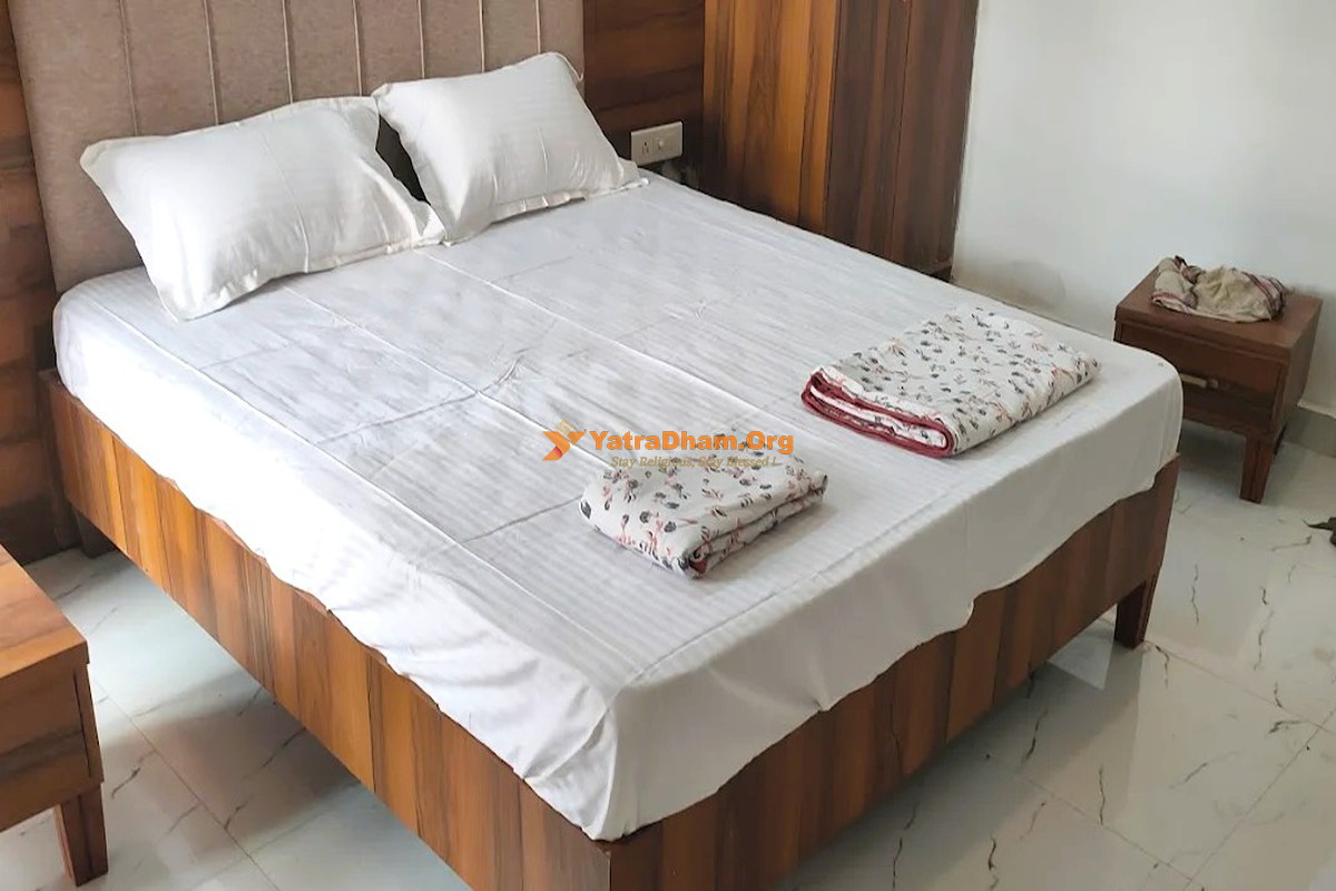 Vasudev Bhawan (Shree Shakti Bhakti Dham Ashram) Vrindavan Room