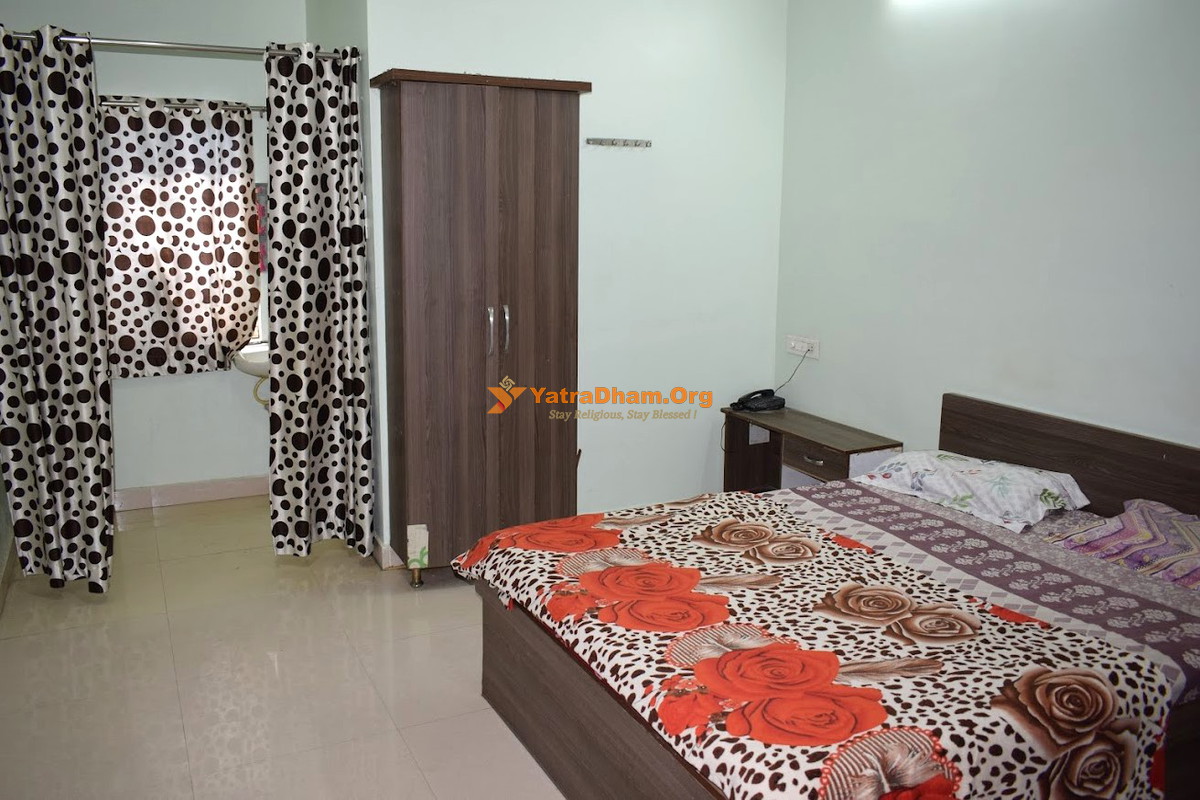 Vishnu Residency Lodge Gadwal 2 Bed Room