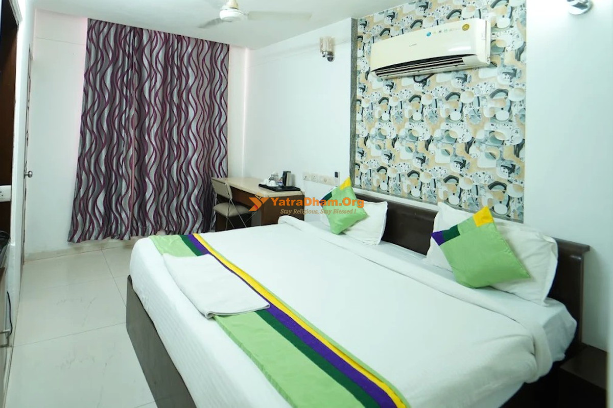 Hotel Sky 5 Panchkula 2 Bed Room