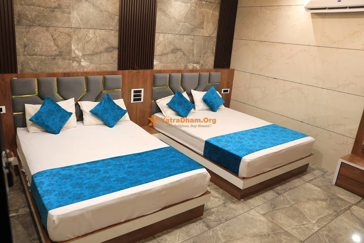 Hotel Shree Darshan Bhadsora 4 Bed Room View