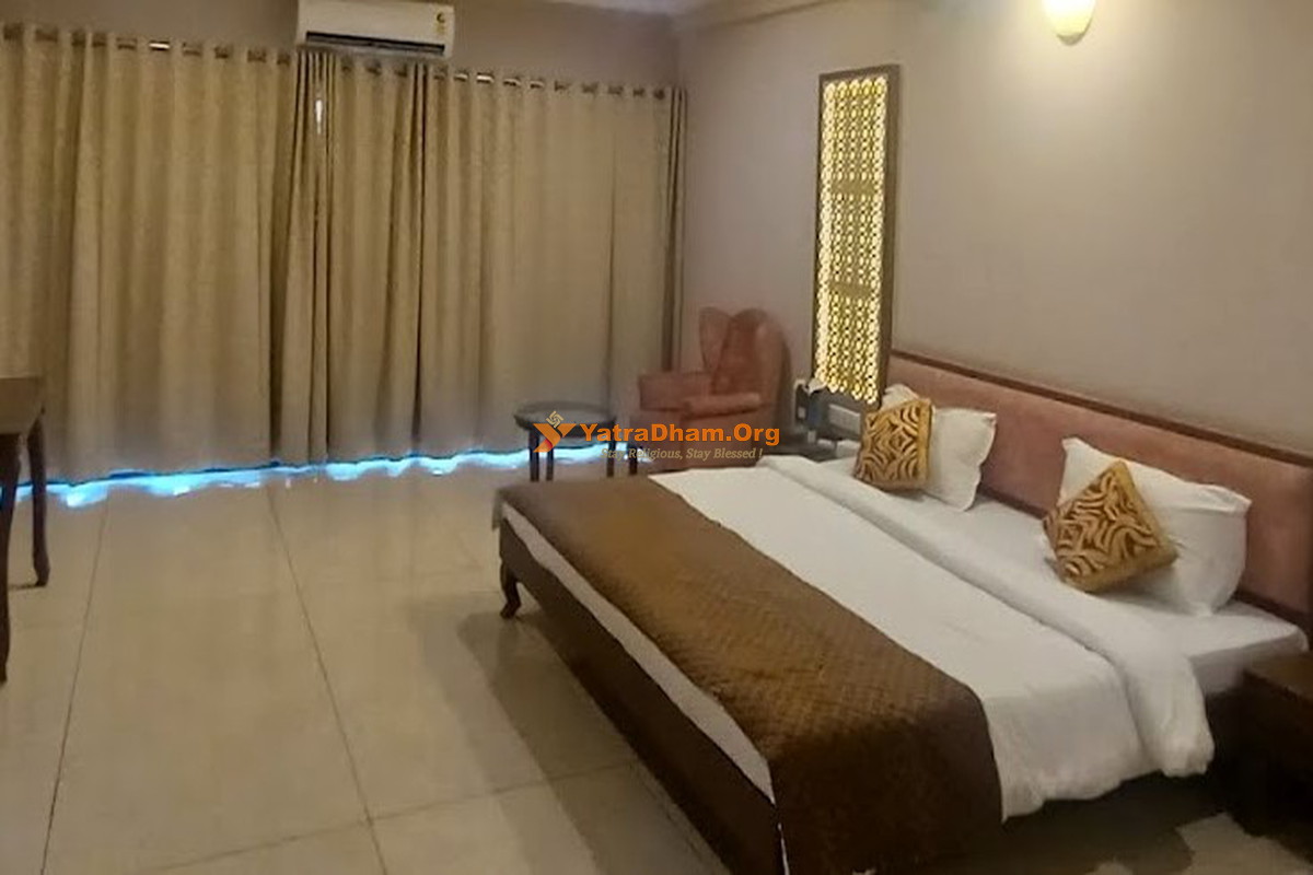 Hotel Toran Vadnagar 2 Bed Room