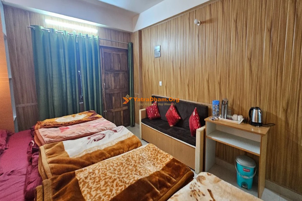 Rudra Hotel Kedarnath 6 Bed Room