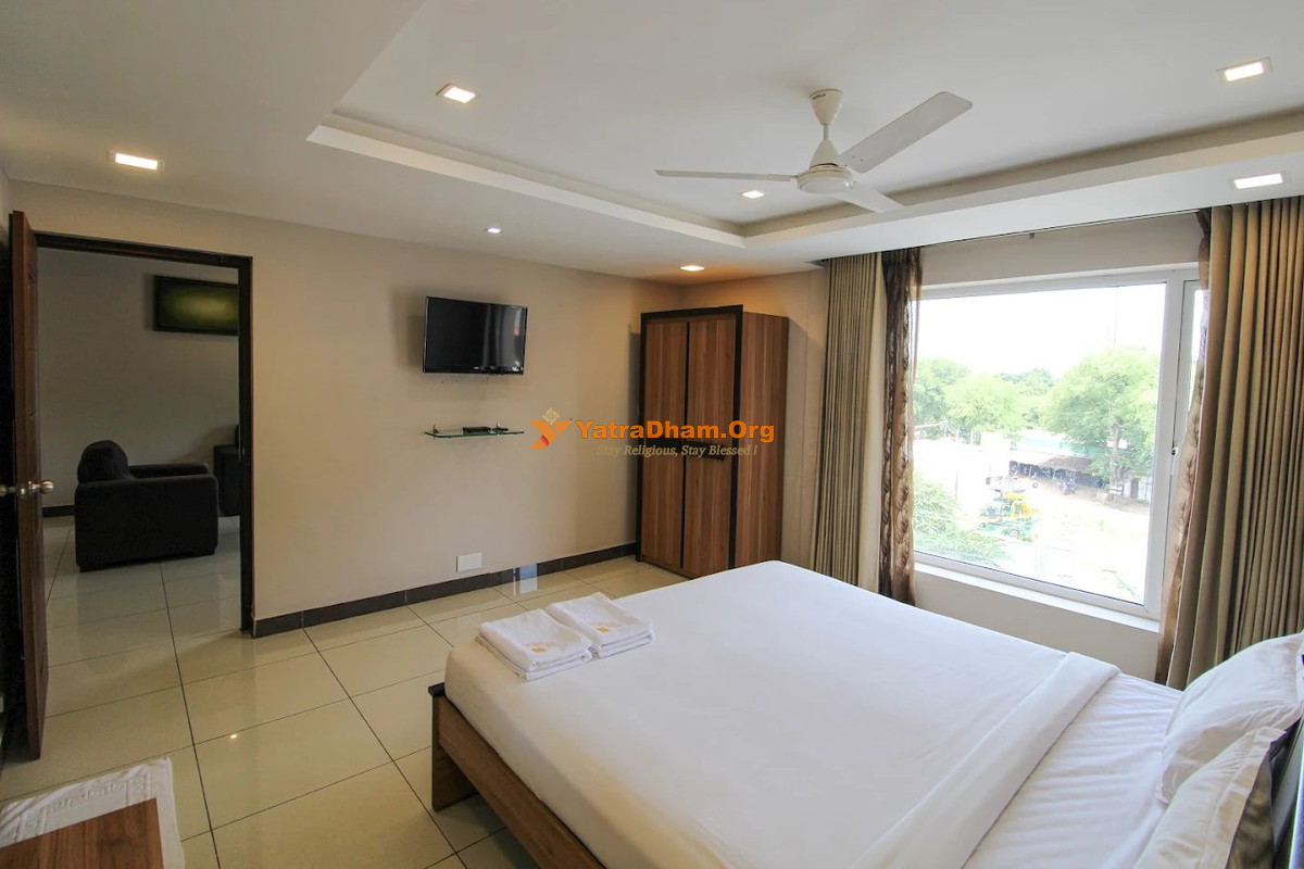 Hotel Golden Gateway Vellore 2 Bed Room