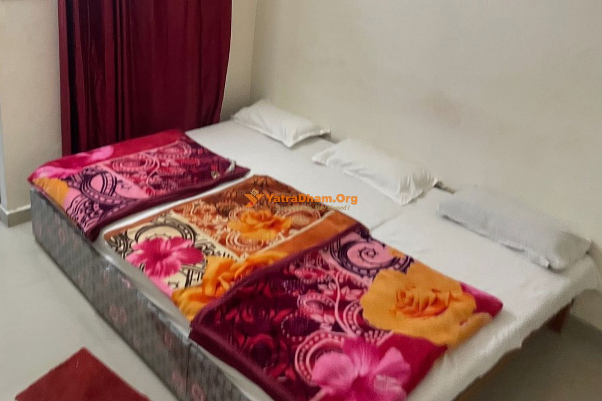 Hotel Maa Renuka Uttarkashi Gangotri 3 Bed Room