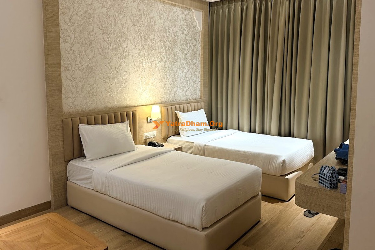 Raghukul Sadan (Agarwal Bhawan Trust) Ayodhya Room View